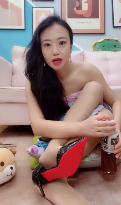 足控-易直播 团子 4(1V,133M)