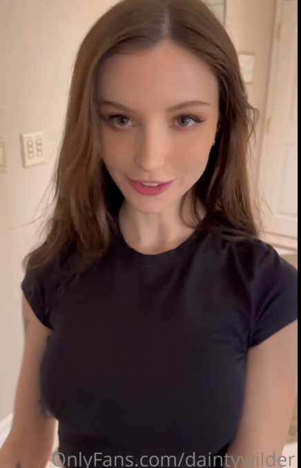 onlyfans符合国人审美女神-dainty wilder-原版新合集(3V,1.47G)
