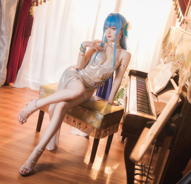 cos-封疆疆-NIKKE 胜利女神 海伦娜 (36P,582M)
