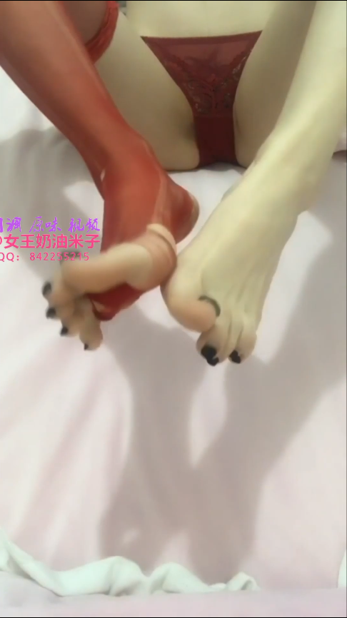 奶油米子-破洞红丝极致勾引【1V】【467MB百度云】