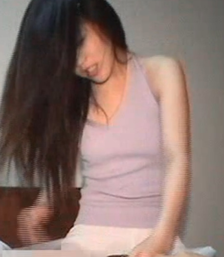 美女宋宝儿 牛仔裤被撕裆 激情啪啪 淫叫不止【1v- 369M]