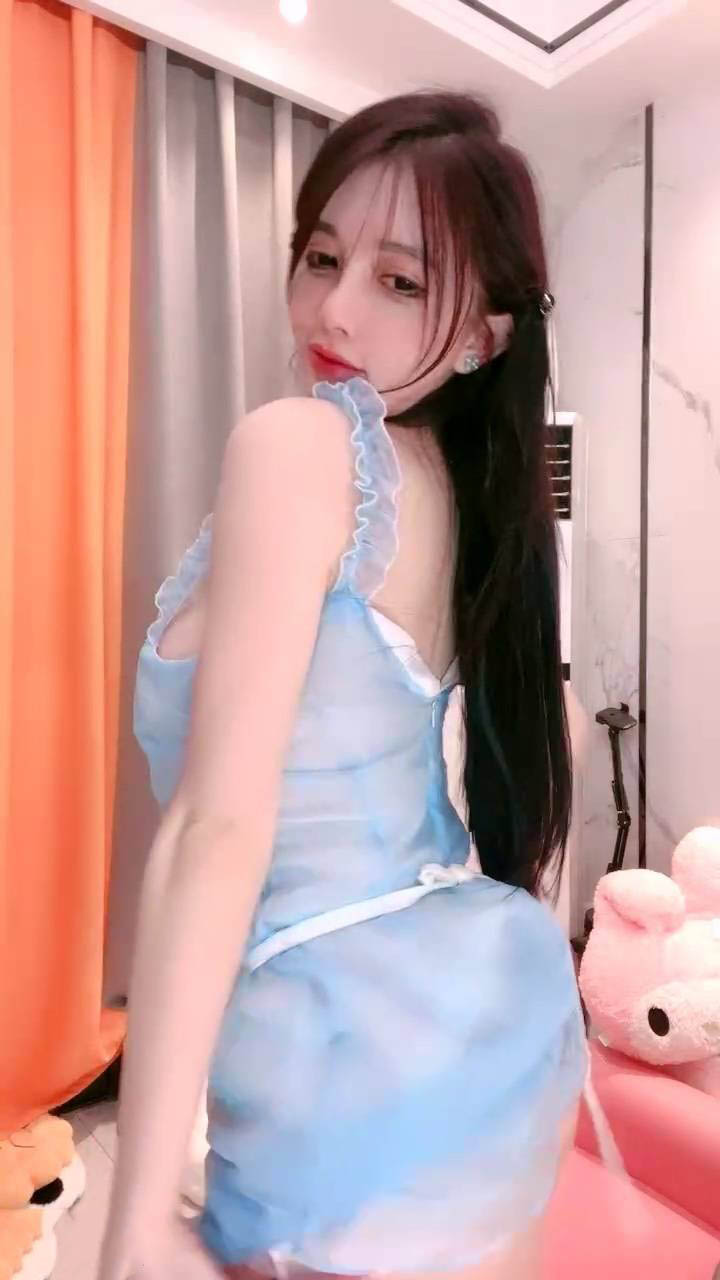 禾书也-最新全裸摆弄各种姿势，翘起屁股掰开美穴，手指扣弄流了好多水【1V】【759MB百度云】