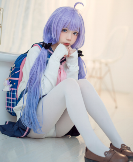 cos-王胖胖u 独角兽制服 (18P,197M)