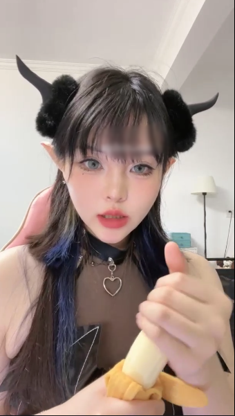 套路直播木秋夜深了-红绿灯魅魔大人深夜闯入你的卧室【1V】【521MB百度云】