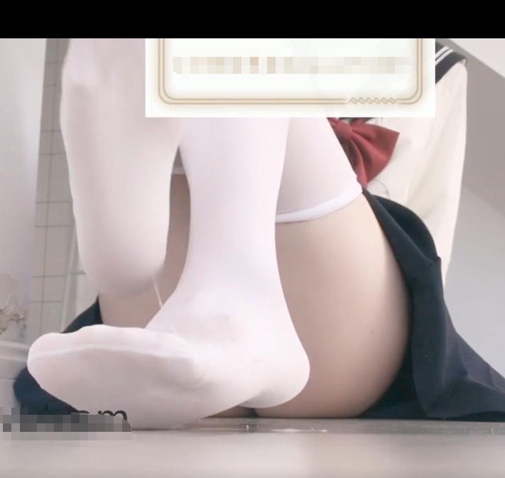 极品尤物网红美少女『少女枪械师』-母狗粉穴 泄欲工具 跪舔口交 【1v-288M】