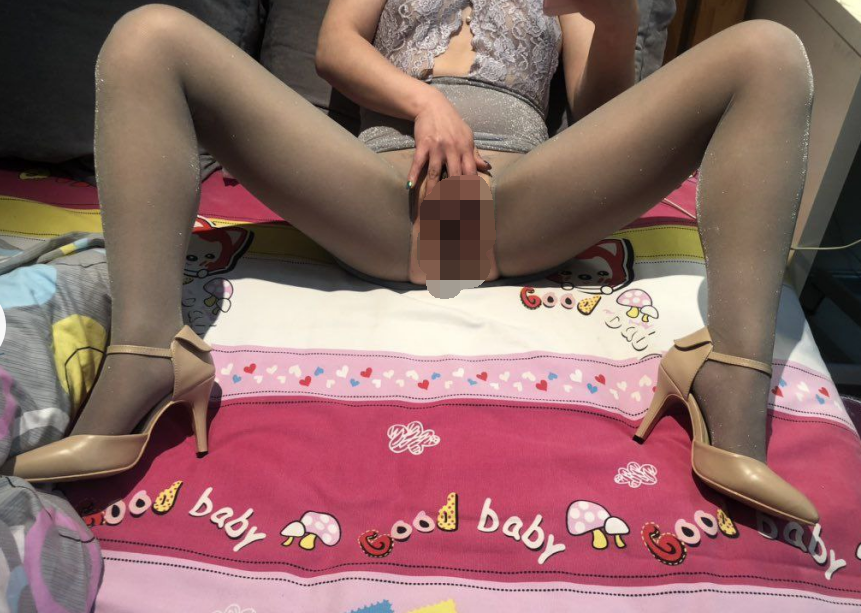 某热销作品 妻母狗 女友 嫩妹 啪啪【200V+1550P 2.9G】