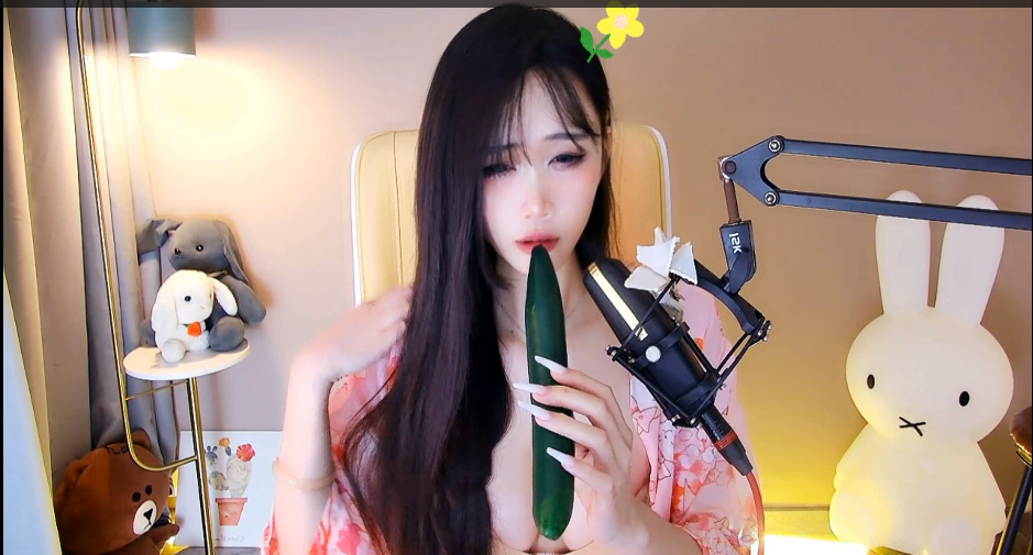 网易CC舞蹈小野马-涩涩剧情 应有尽有超刺激！[1V][817MB百度盘]