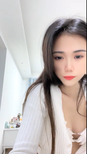 妮妮这呢/听者貌貌-白色蕾丝情趣4小时自玩录屏【1V】【2.3G百度云】
