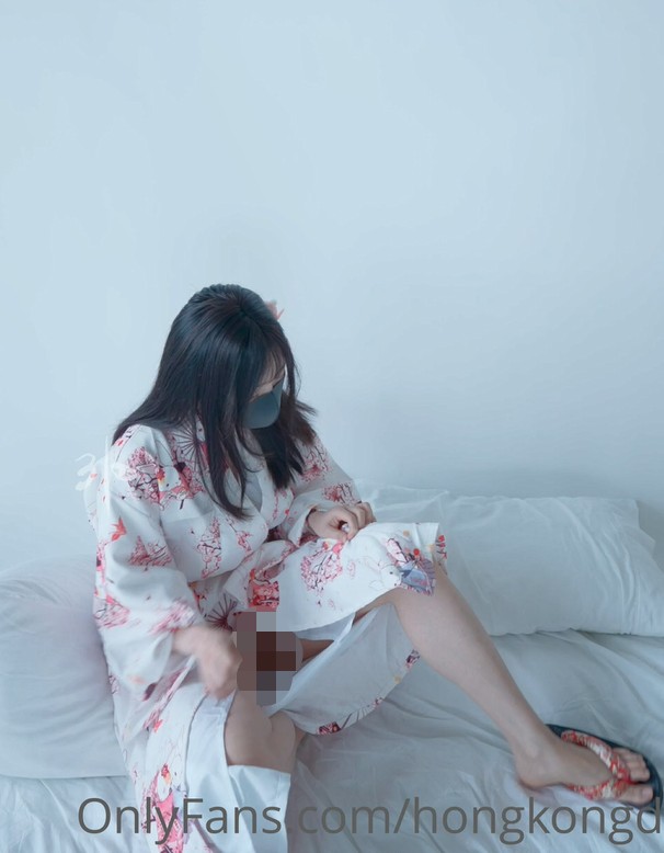 玩偶姐姐HongKongDoll_2023-08-08_小短片+图片更新 194M