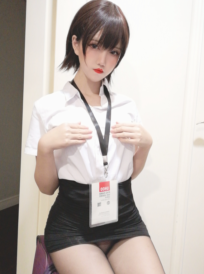 阿薰Kaori 黑丝OL 【45P188M】