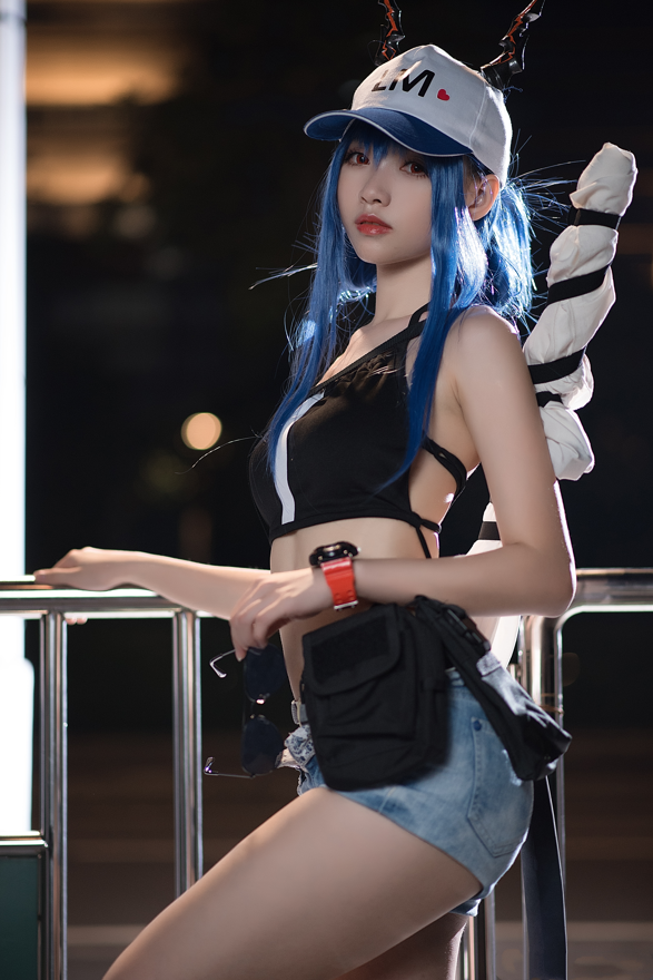大大卷卷小卷 cos写真合集 23套 【318P2.42G】