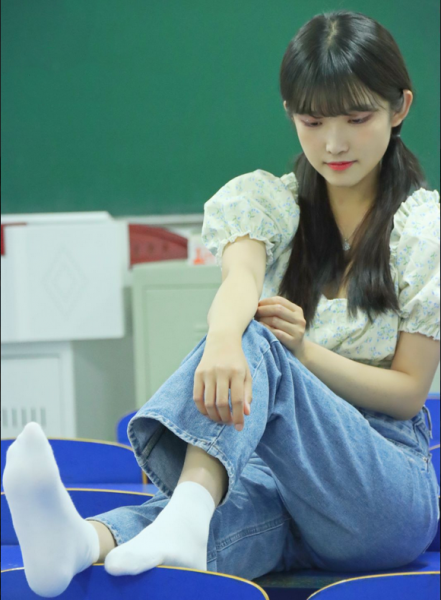 【足控】织梦窈窕淑女普通版【70P+1V】【2.13G百度云】