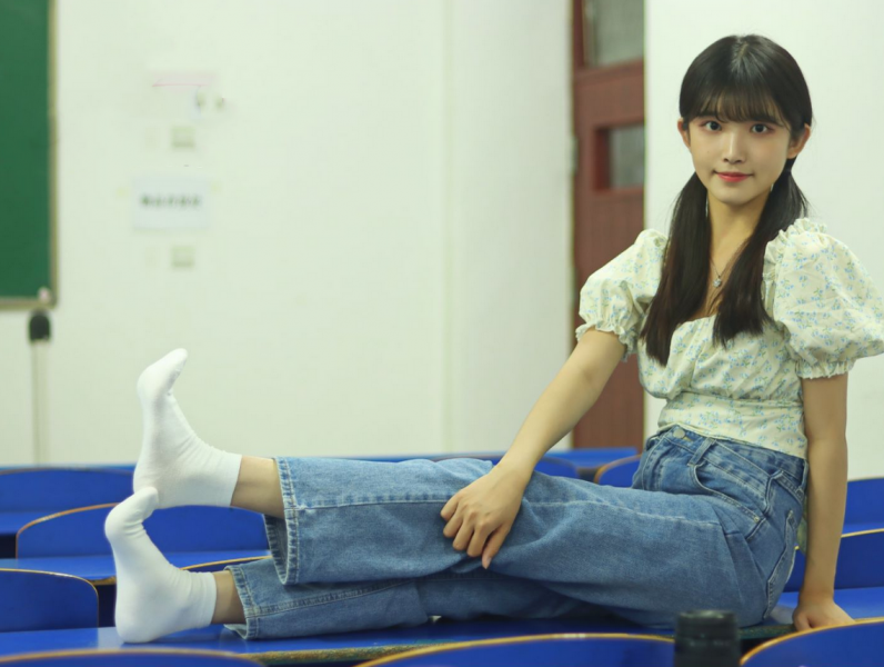【足控】织梦窈窕淑女普通版【70P+1V】【2.13G百度云】