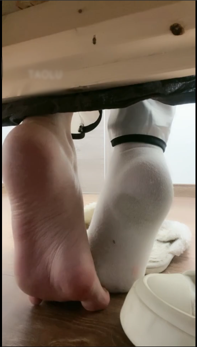 套路直播清清sama-棉袜裸足+白丝体操服学妹+主人的掌控【3V】【366MB百度云】