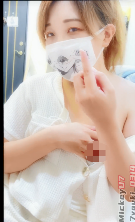 新晋小母狗-MickeyU7 -等待男友下班回家的饑渴女人(1V,620M)
