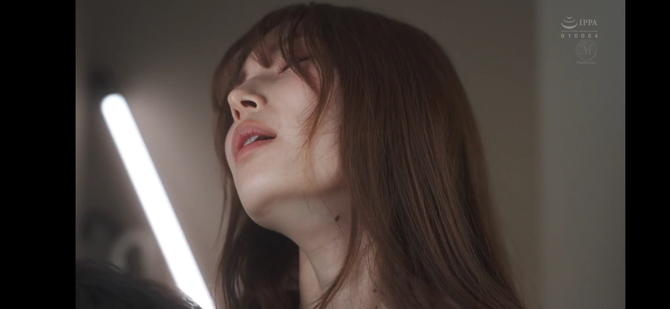【明里紬·9.8】明里家の妻・つむぎと二人きりになって…6G