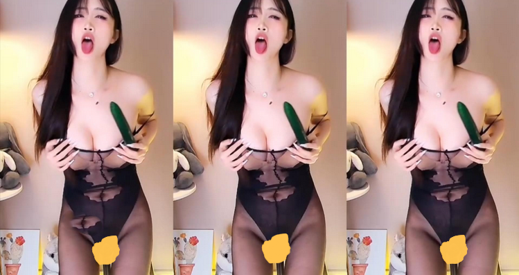 网易CC舞蹈小野马-土豪5千礼物定制热舞开裆连体森林精彩十足【1V】【589MB百度盘】