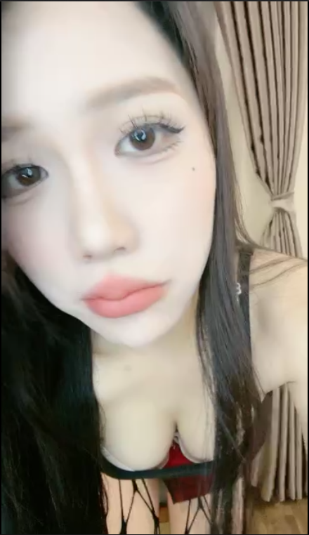 七彩主播【豆豆学妹吖】直播视频 [1v][420.9MB百度云]
