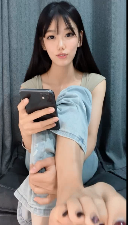 足控-易直播 诗瑶瑶2(1V,701M)