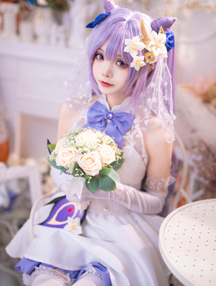 cos-艾西aiwest-湊阿库娅 私服+刻晴花嫁(95P,1.11G)