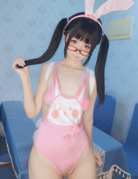 超人气萝莉女菩萨-摇摇乐-合集 2(3套,1G)