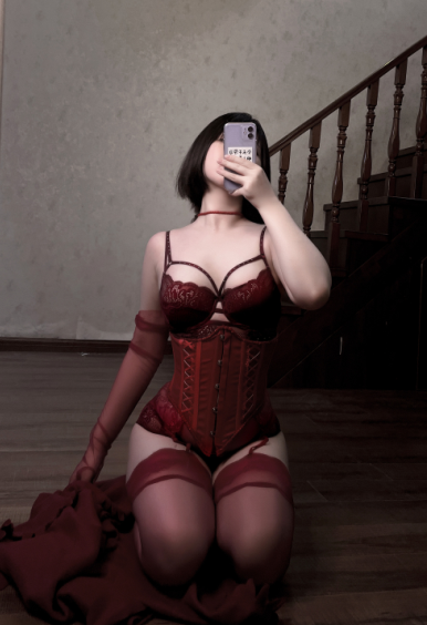 巨乳cos-半半子-RED 赤紅VOL.03(57P,110M)