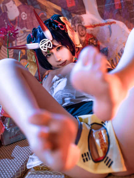 极限颜值女菩萨-Quan冉有点饿-酒吞同人僵尸(47P,555M)