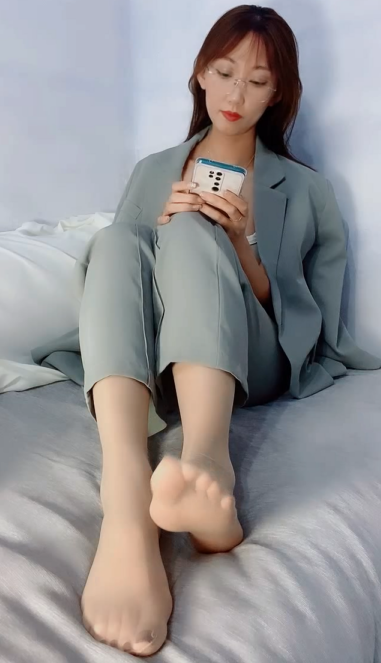 足控-易直播 你的欣妹儿(1V,391M)