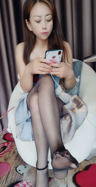 足控-易直播  疯情小阿姨（1V,202M）