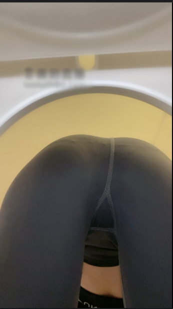套路直播萱萱s女帝-胯下视角+皮靴红绿灯+温柔诱惑+成为主人最贱的狗【4V】【1.55G百度云】