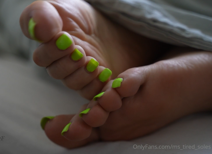 足控精品-ms_tired_soles-onlyfans原版视图 4(12P,5V,1.22G)