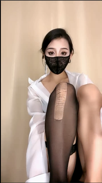 北欧小野猫直播诱惑秀 [1V][1.47G百度云]