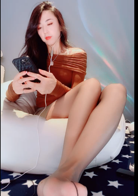 足控-易直播 艾菲 5(1V,357M)