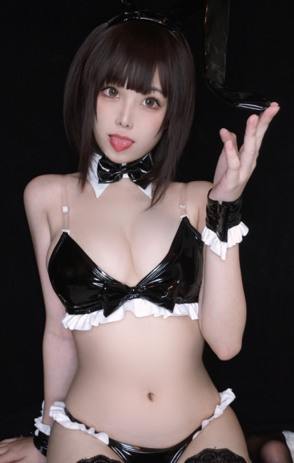 cos-蜜汁猫裘-兔娘 (31P,85M)