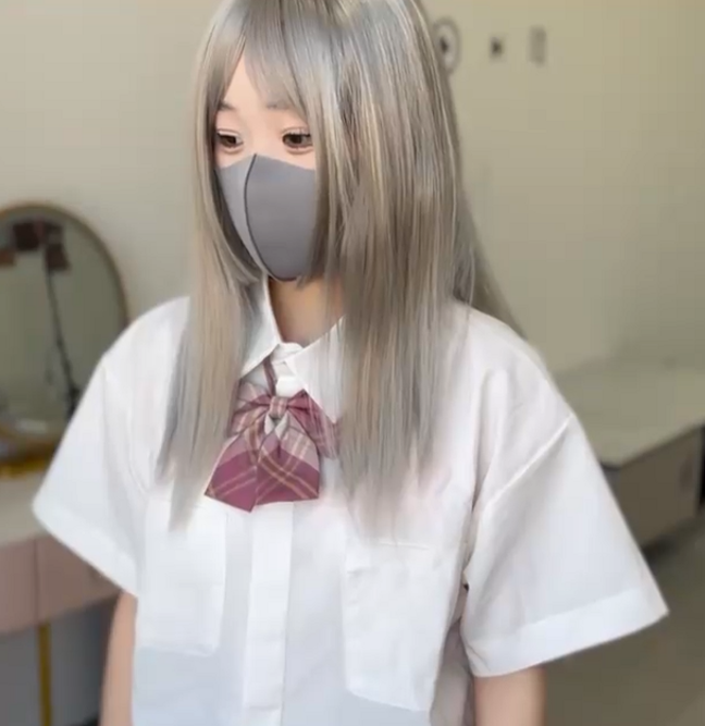 糖心新晋嫩妹-小千绪-JK学生妹肉偿（1V,405M）