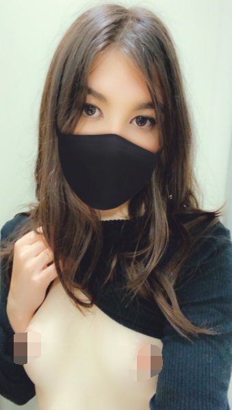 极品粉嫩洋马-mariiclaudia-of原版视图 5(29P,7V,155M)