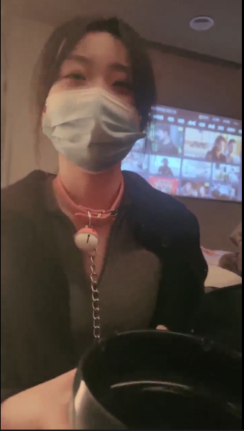 套路直播貂蝉-带两位素人小姐姐+剧情调教女奴高中同学【2V】【464MB百度云】