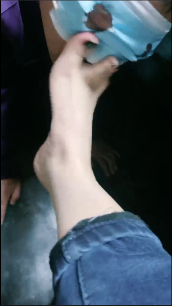 套路直播惠子大人-掰弯你们心中的女人+真实网吧调教【2V】【388MB百度云】