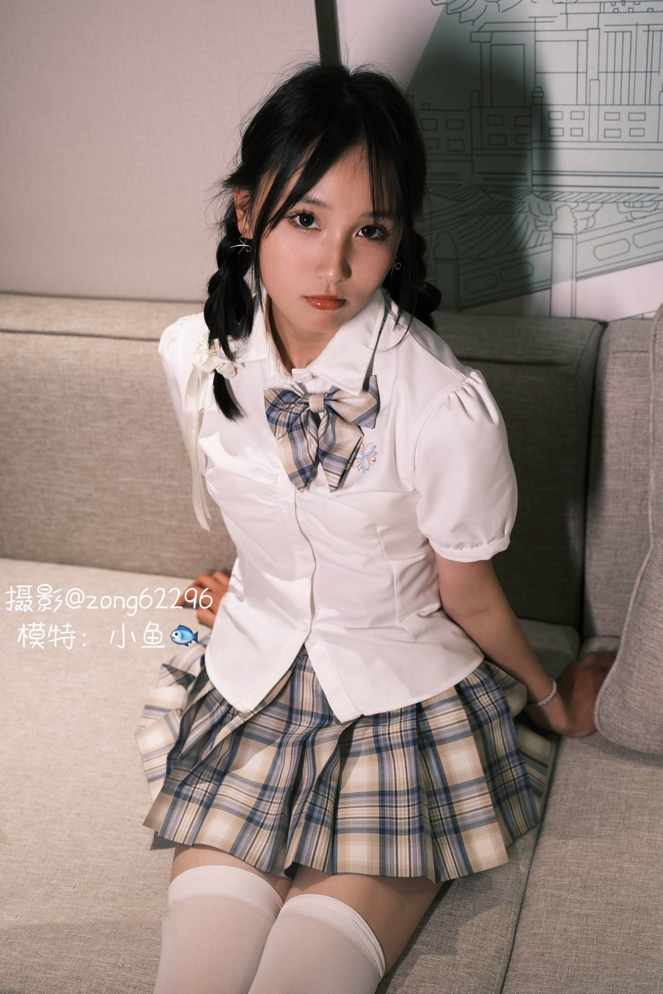 推特博主【人活着就是为了六花！】视频及照片合集【26P+14V】【181MB百度云】