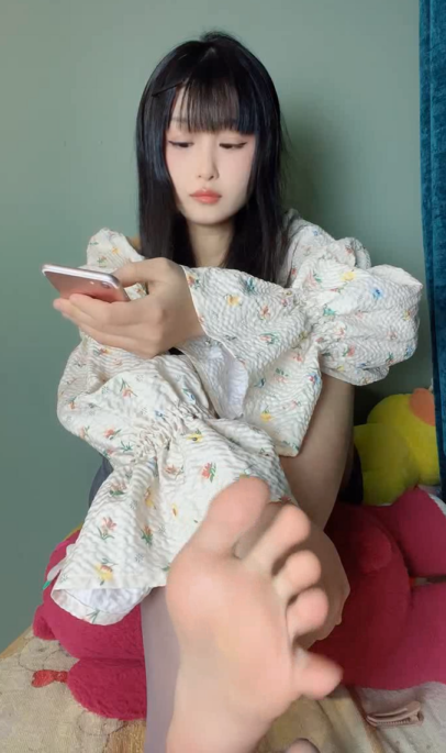 足控-易直播  困困（1V,229M）