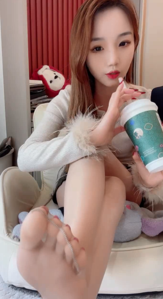 足控-易直播 susu 14(1V,476M)