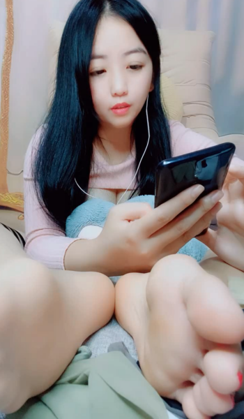 足控-易直播 蜜桃啵啵(1V,333M)