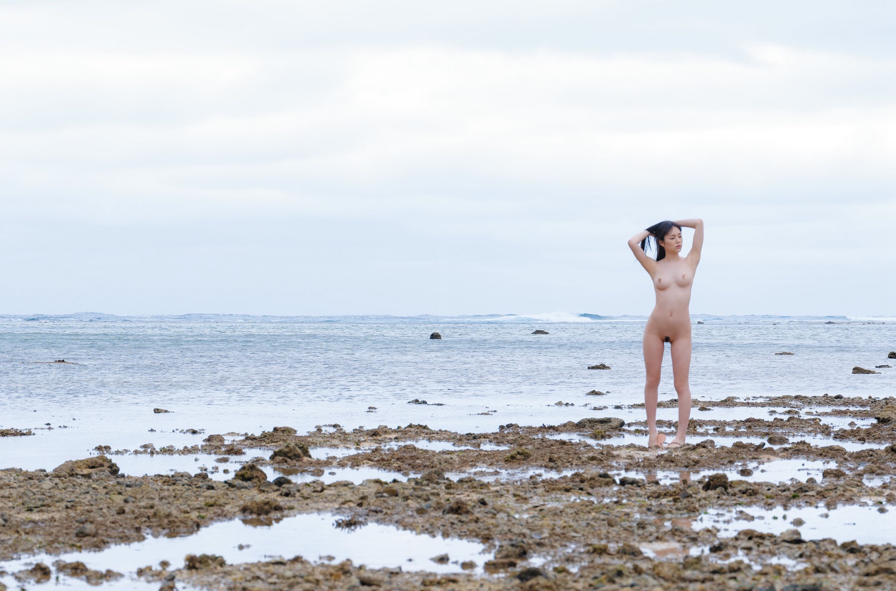 [Photobook] 涼森れむ - Insomnia インソムニア [128P / 321MB]
