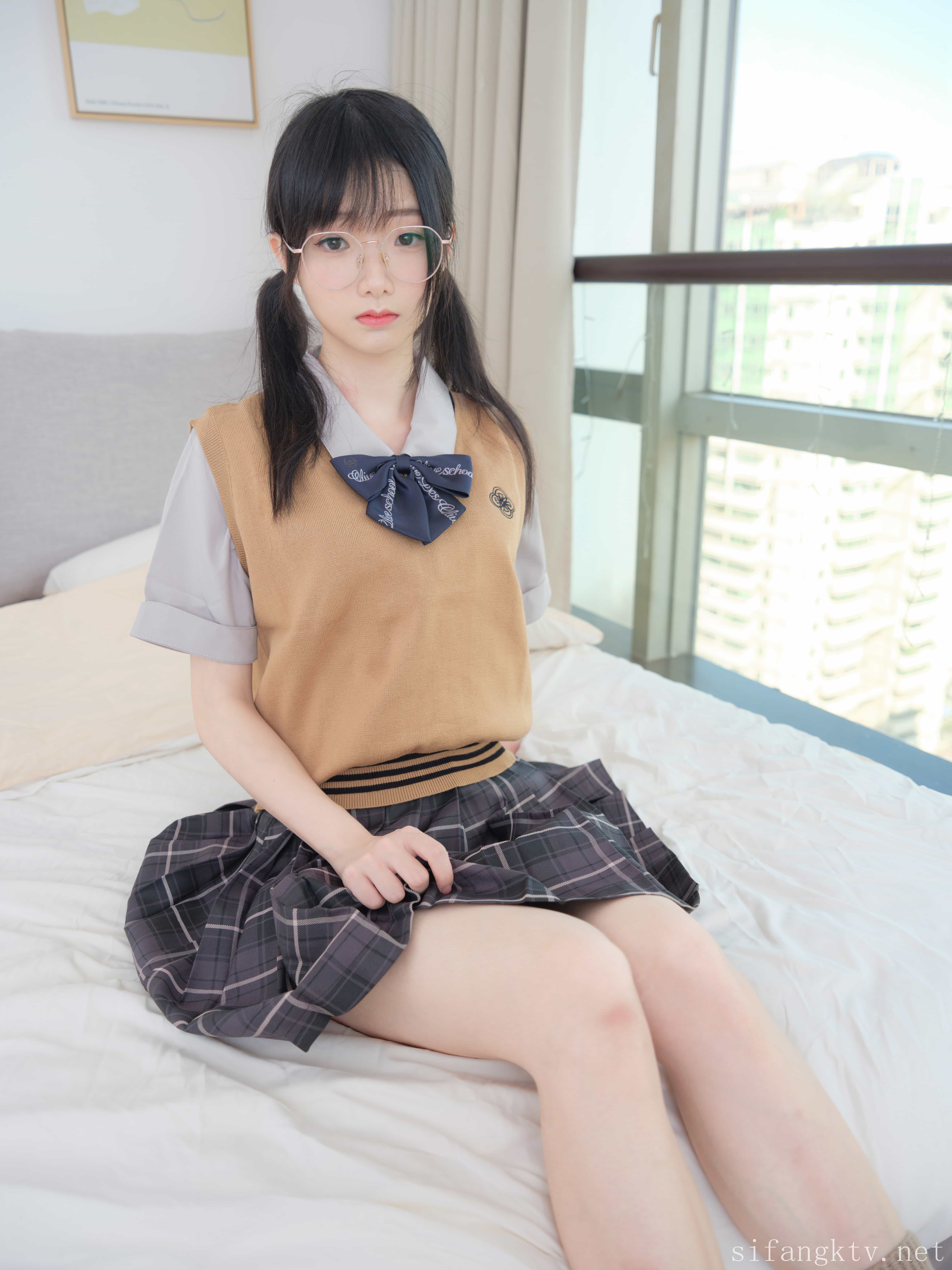 紧急企划新人-奶糖 - jk [99P-1V-1.54GB]