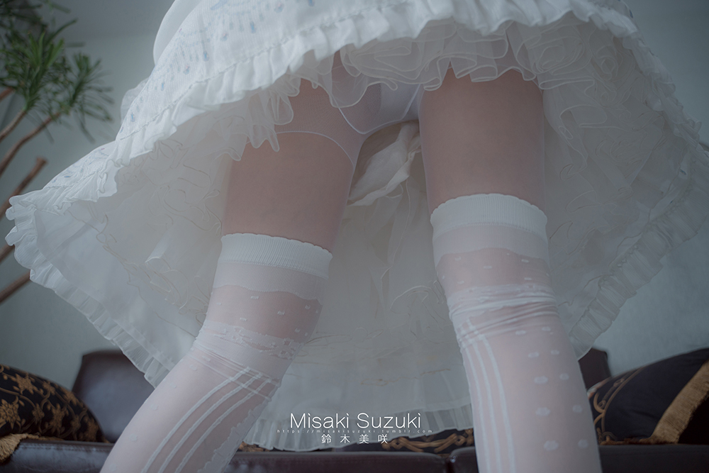 【新】铃木美咲-魔女的试炼（上卷）【50P+1V】【1.35G百度云】