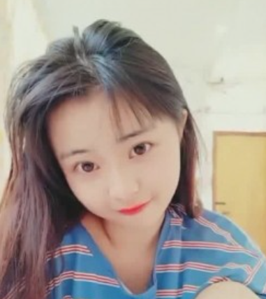 颜值高身材丰满美女主播吴果果0427收费直播秀 和炮友口交啪啪429M
