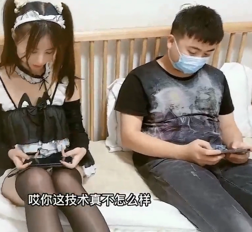 极品美少女-娜美-萝莉女仆陪玩主动特殊服务（1V,703M）