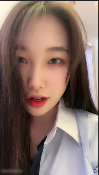 套路直播小X大王-呼吸控制憋气倒计时到翻白眼吐精 包臀裙 肉丝 裸足【1V】【1.67G百度云】