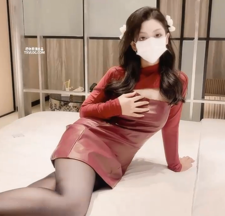 极品美少女-鸡蛋饼-回归作 少女到御姐的蜕变(1V,262M)