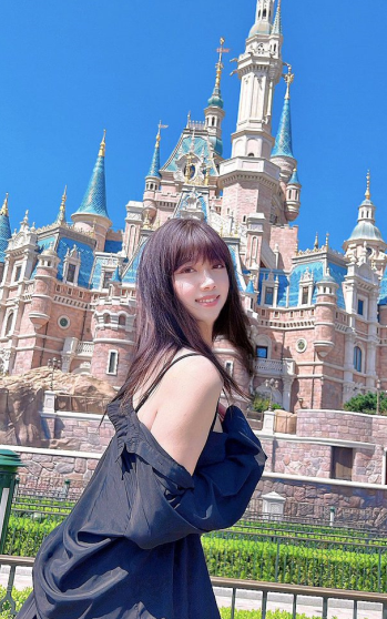 另类656弹-推特10万粉 ts 小奶油-vip视图（18P,39V,2.88G）